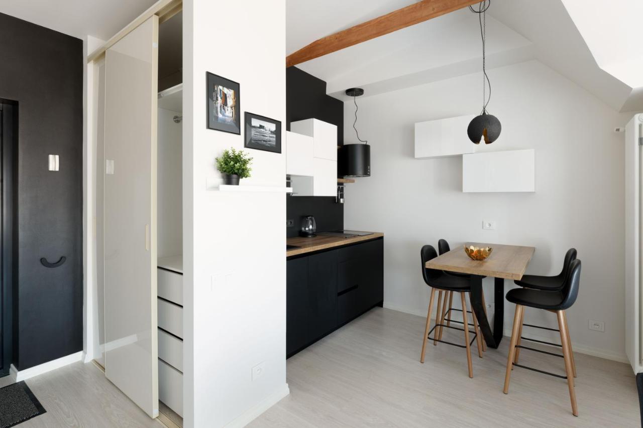 Apartament Bright Attic Flat In The Centre Ryga Zewnętrze zdjęcie